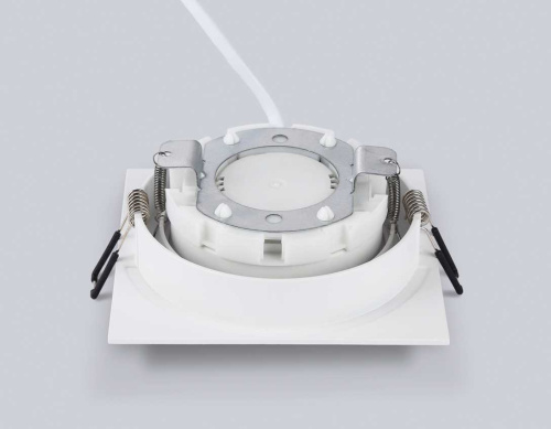 Светильник встраиваемый Ambrella Light TN6607 фото 2