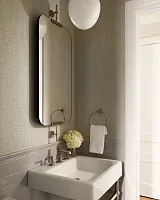 Серебряное настенное зеркало "Линарес"