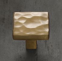 Ручка-кнопка Alden L.3.2 Hammered Brass