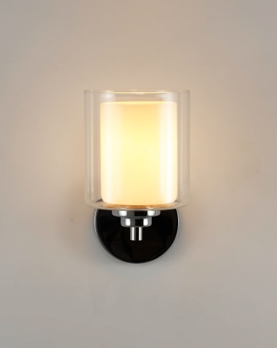 Бра Moderli V2523-1W Maximilian фото 7