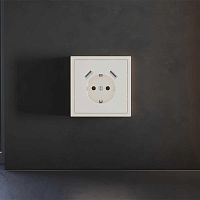 Накладка для розетки с заземлением и защитными шторками, с USB A+A, S70 (хлопок) Voltum VLS000913