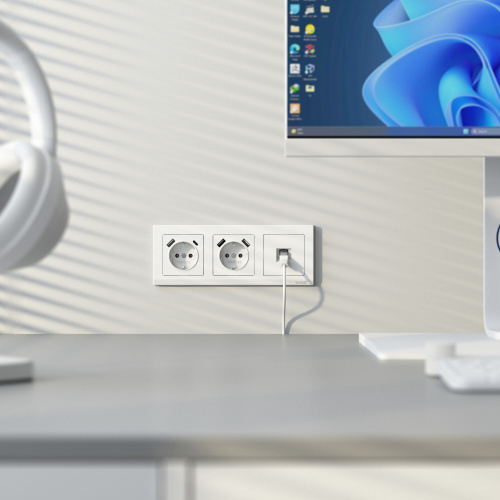 Розетка с заземлением, шторками и USB тип A+C (белый матовый) W1171761 фото 3