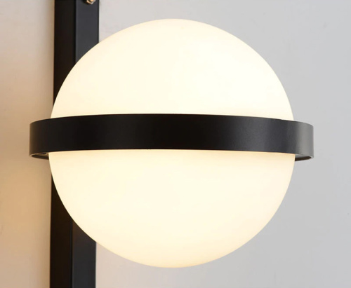 Настенный светильник 10228W1 black фото 2