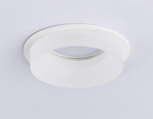 Встраиваемый светильник Ambrella light Techno Spot Acrylic Frost TN1302 фото 3 Встраиваемый светильник Ambrella light Techno Spot Acrylic Frost TN1302 фото 3