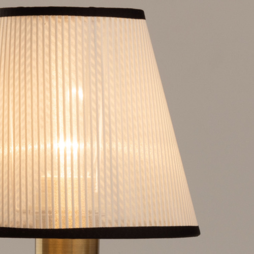 Настольная лампа De City Конрад фото 4 Настольная лампа De City Конрад фото 4