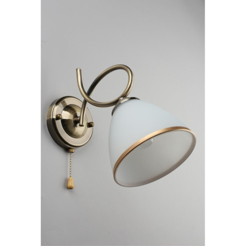 Светильник настенный (Бра) OML-25301-01 фото 2