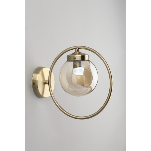 Светильник настенный (Бра) OML-94511-01 фото 5 Светильник настенный (Бра) OML-94511-01 фото 5