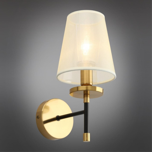 Светильник настенный (Бра) OML-67301-01 фото 2 Светильник настенный (Бра) OML-67301-01 фото 2