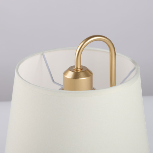 Настольная лампа MW-Light VEGA 329032801 фото 3