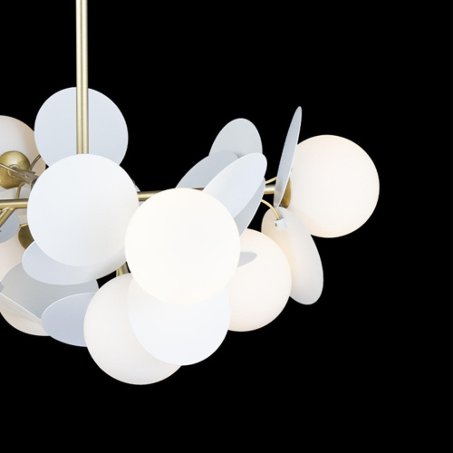 10008/8 white Люстра на штанге LOFT IT Matisse фото 3 10008/8 white Люстра на штанге LOFT IT Matisse фото 3