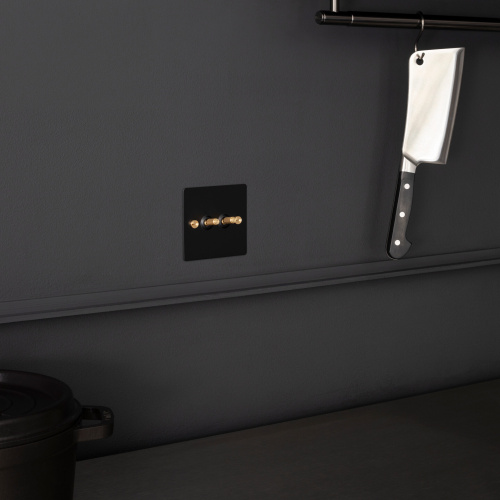 Выключатель 2G Toggle Smoked Bronze/brass фото 3