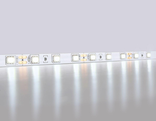 Светодиодная лента Ambrella Light 14,4W/m 60LED/m 5050SMD холодный белый 5M GS2003 фото 7