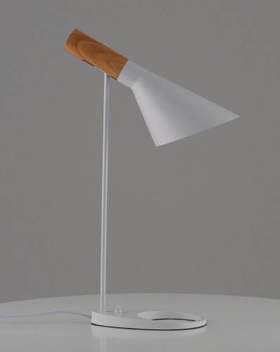 Лампа настольная Moderli V11335-1T Turin фото 3 Лампа настольная Moderli V11335-1T Turin фото 3