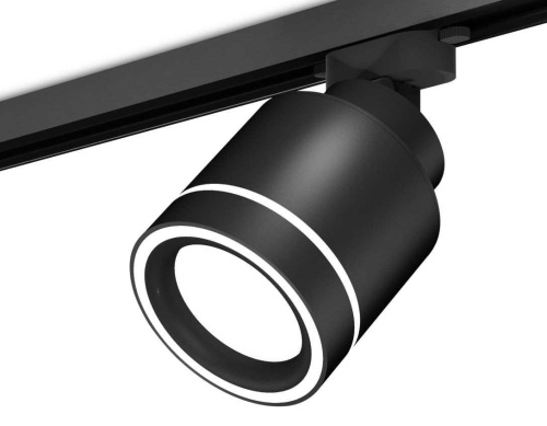 Комплект трекового светильника Ambrella light Track System XT (A2526, A2106, C8111, N8434) XT8111003 Комплект трекового светильника Ambrella light Track System XT (A2526, A2106, C8111, N8434) XT8111003