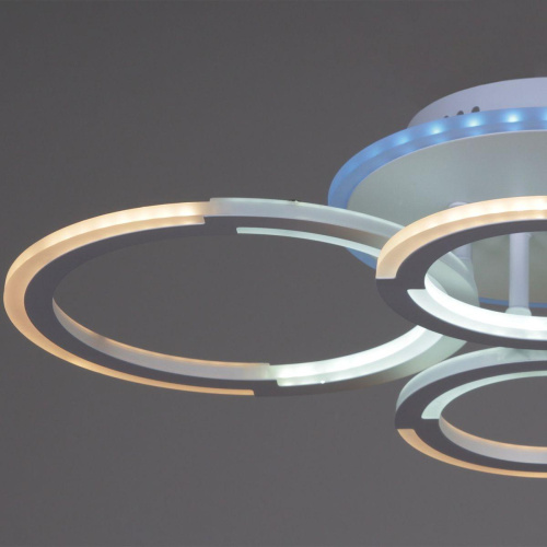 Потолочная светодиодная люстра Reluce 09820-3.3-2+2A WH (RGB) фото 4