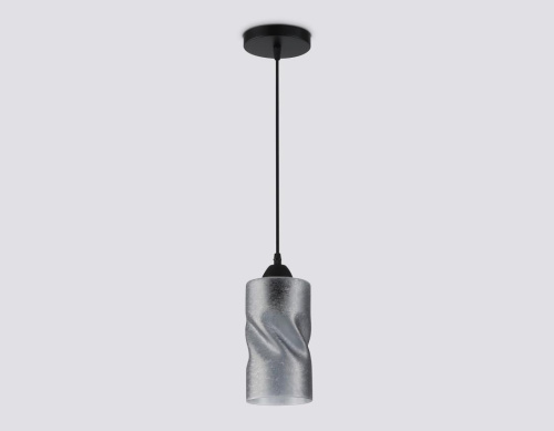 Светильник подвесной со стеклянным плафоном Ambrella light Traditional TR3413 фото 4