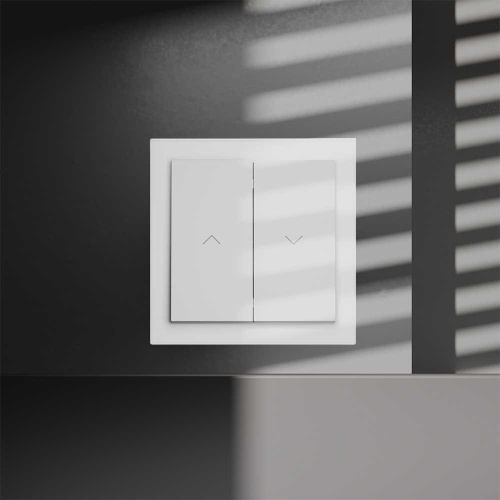 Выключатель встраиваемый S70 для жалюзи 10А, (белый матовый) Voltum VLS020702 Выключатель встраиваемый S70 для жалюзи 10А, (белый матовый) Voltum VLS020702
