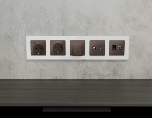 Лицевая панель AMBRELLA VOLT ALFA AP6405