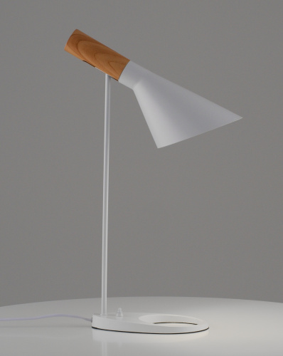 Лампа настольная Moderli V11335-1T Turin фото 2 Лампа настольная Moderli V11335-1T Turin фото 2