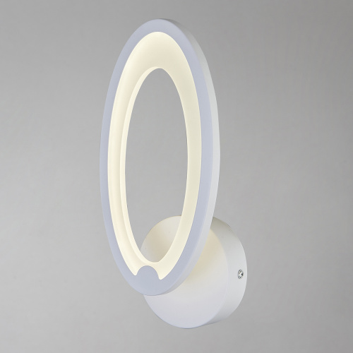 Настенный светильник Escada 10219/1 LED*9W White фото 5 Настенный светильник Escada 10219/1 LED*9W White фото 5