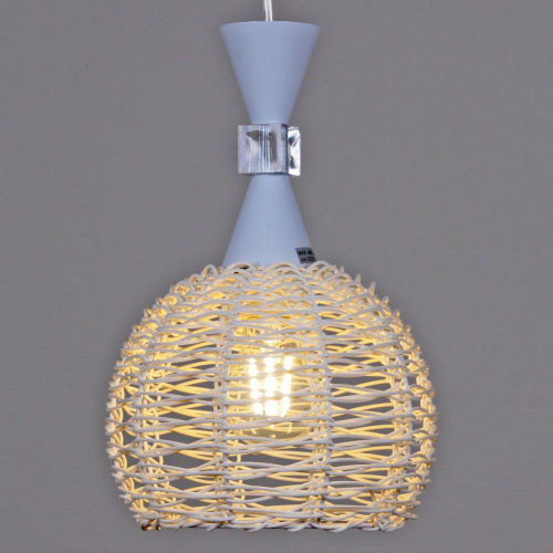 Подвесная люстра Reluce 04569-0.4-03 WH фото 4 Подвесная люстра Reluce 04569-0.4-03 WH фото 4