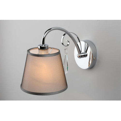 Светильник настенный (Бра) OML-66701-01 фото 5 Светильник настенный (Бра) OML-66701-01 фото 5