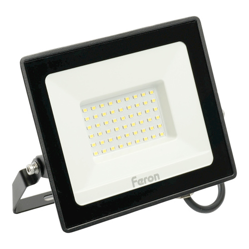Светодиодный прожектор Feron LL-931 IP65 70W 6400K