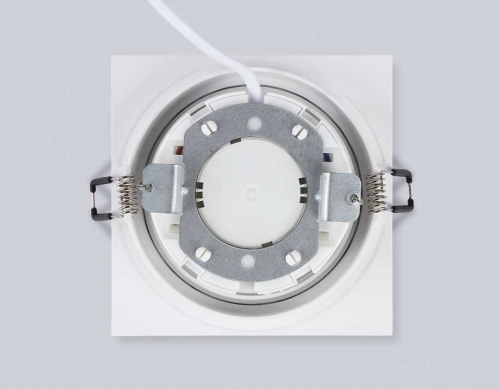 Светильник встраиваемый Ambrella Light TN51824 фото 2