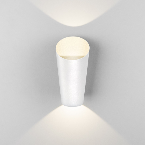 Уличный настенный светодиодный светильник Tronc IP54 1539 TECHNO LED белый фото 3