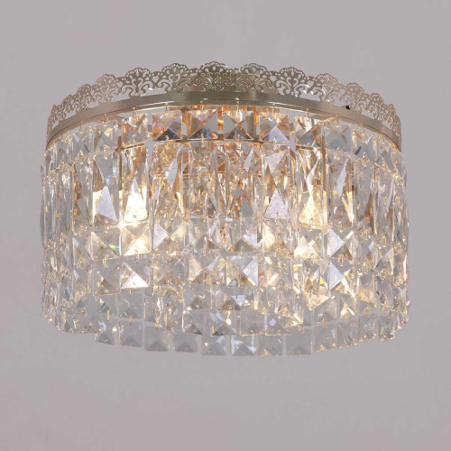 Люстра Reluce 90329-0.3-05 FGD Люстра Reluce 90329-0.3-05 FGD