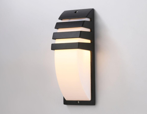 Уличный настенный светильник Ambrella light Garden ST5202 фото 2