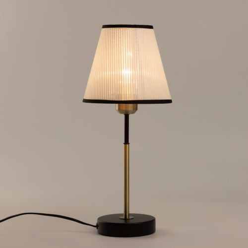 Настольная лампа De City Конрад фото 5 Настольная лампа De City Конрад фото 5