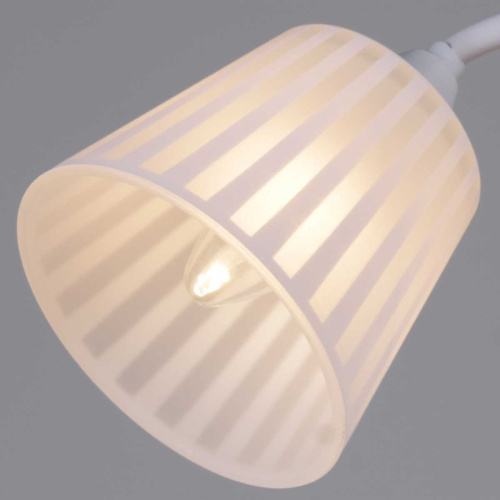 Потолочная люстра Reluce 82460-0.3-02 WH фото 3 Потолочная люстра Reluce 82460-0.3-02 WH фото 3