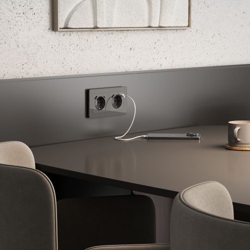 Розетка с заземлением, шторками и USB тип A+C (графит акрил) W1171744 фото 2