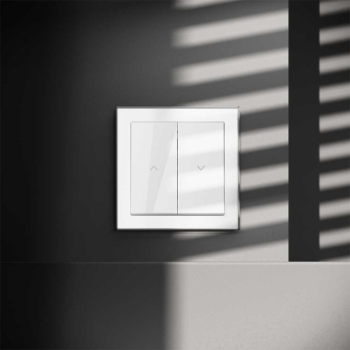 Выключатель встраиваемый S70 для жалюзи 10А, (белый глянцевый) Voltum VLS020701 Выключатель встраиваемый S70 для жалюзи 10А, (белый глянцевый) Voltum VLS020701