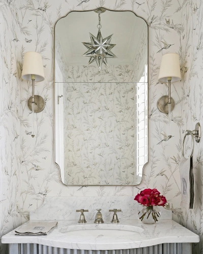 Зеркало в серебряной раме "Тартюф" Зеркало в серебряной раме "Тартюф"