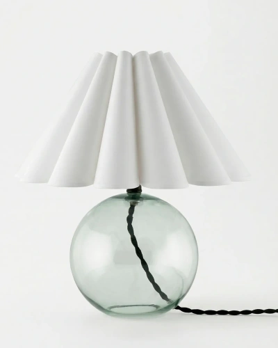 Светло-зеленая лампа "Джудит" Светло-зеленая лампа "Джудит"