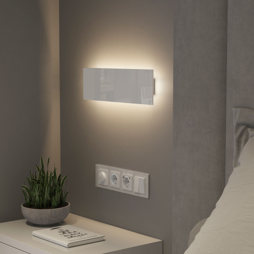 Светильник настенный светодиодный Favorit Light MRL LED 1125 белый фото 2