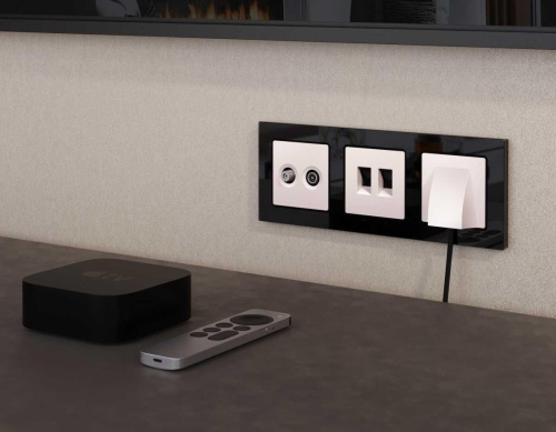 Лицевая панель AMBRELLA VOLT ALFA AP2158