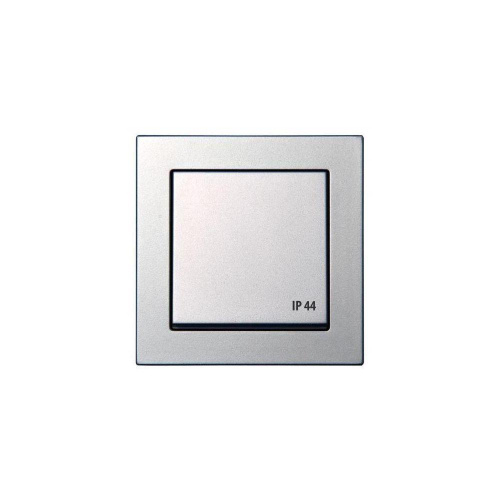 Розетка 2P+E Liregus Epsilon с крышкой серебро 28-1765 Розетка 2P+E Liregus Epsilon с крышкой серебро 28-1765