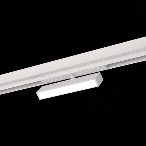 ST378.596.09 Св-к трек. SMART Белый LED 1*9W 2700K-6000K 810Lm Ra>90 120° IP20 L220xW25xH105 220V SKYLINE 220