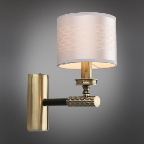 Светильник настенный (Бра) OML-57301-01 фото 4 Светильник настенный (Бра) OML-57301-01 фото 4