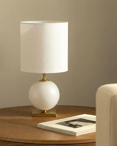 Белая настольная лампа "Иветт" - М