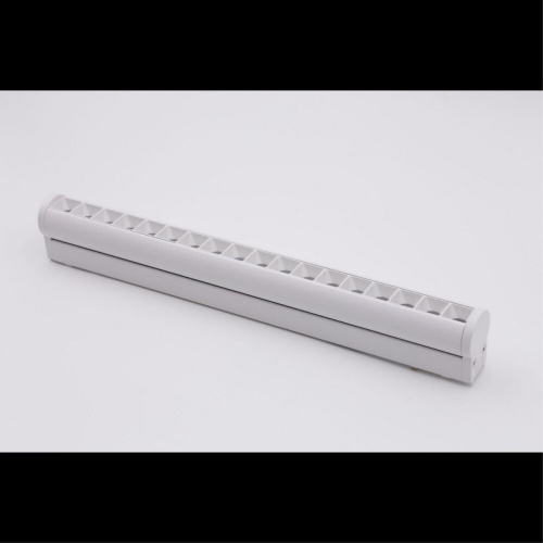 Светильник трековый APL.0102.11.18