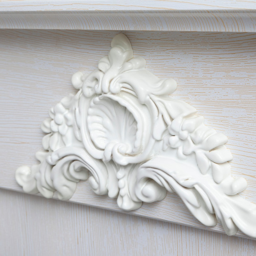 Электрокамин RealFlame Stefania WT белое золото с очагом Majestic Lux Brass фото 4