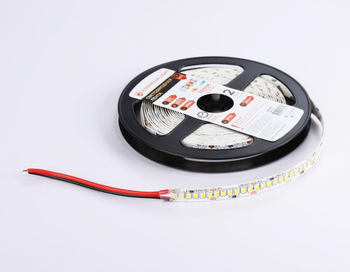 Светодиодная лента Ambrella Light 19,2W/m 240LED/m 2835SMD теплый белый 5M GS1501 фото 2