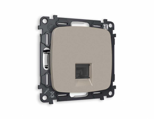 Комплект механизма компьютерной розетки AMBRELLA VOLT OMEGA Серо-бежевый матовый RJ-45(8P8C) CAT6 с шторкой QUANT (OP3720, VM188) MO372010