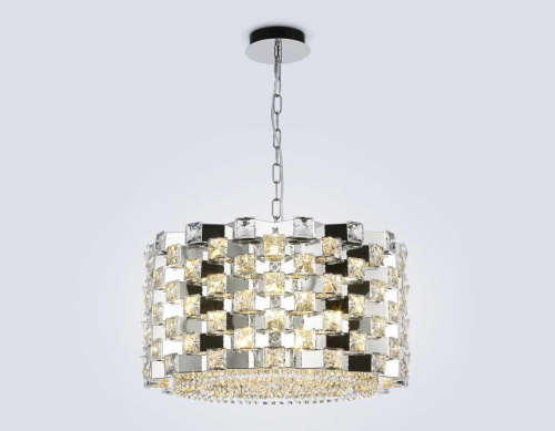 Подвесная люстра с хрусталем Ambrella light High Light LH41001