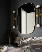 Золотое настенное зеркало "Вейл"