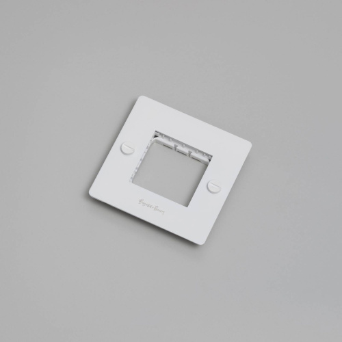 Рамка 1G white logo